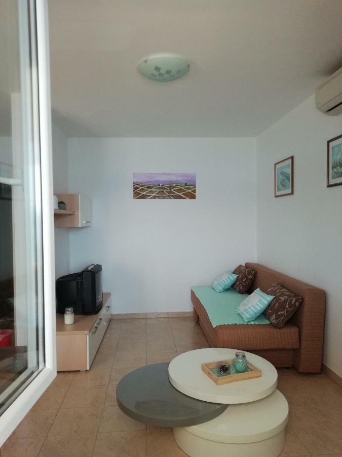 Apartment Zdene Rogoznica  Buitenkant foto