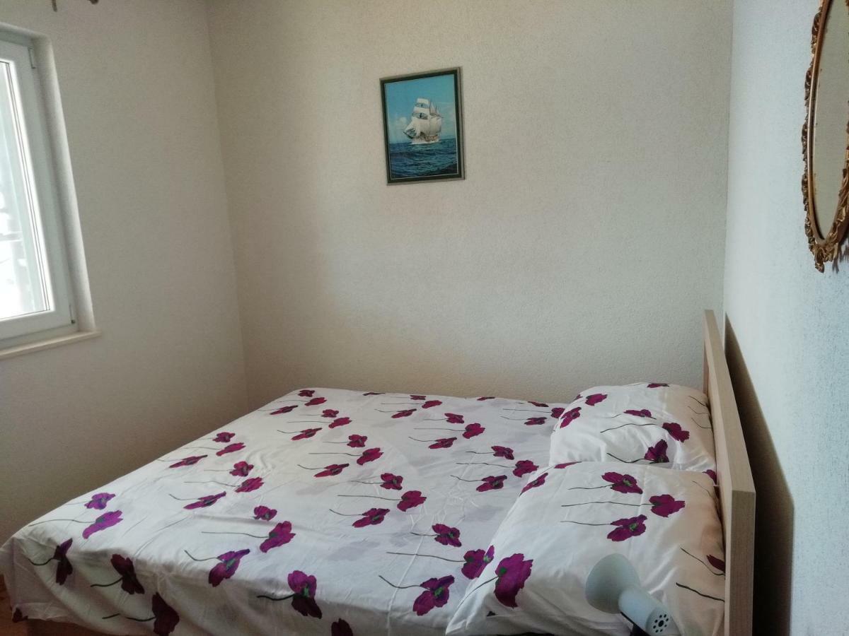 Apartment Zdene Rogoznica  Buitenkant foto
